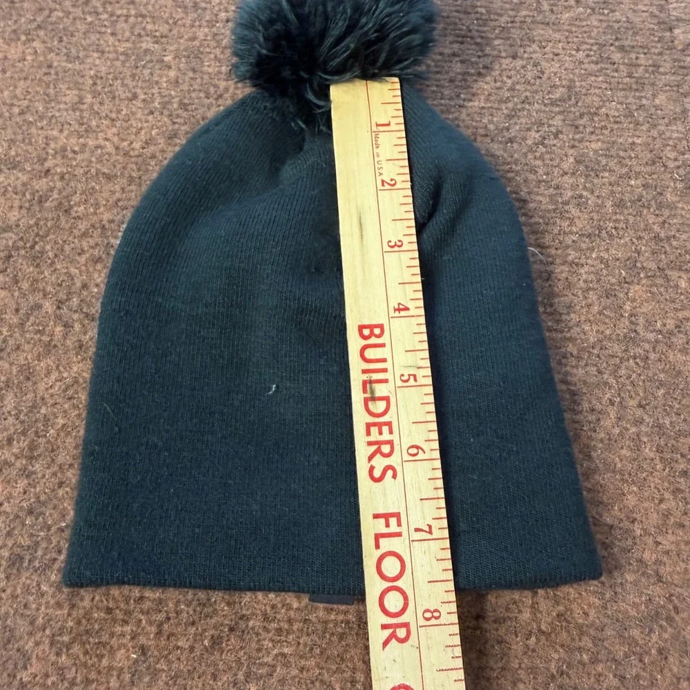 B- The‎ North Face Youth Beanie Black Camo Logo Pom Pom Knit Hat Small S/P